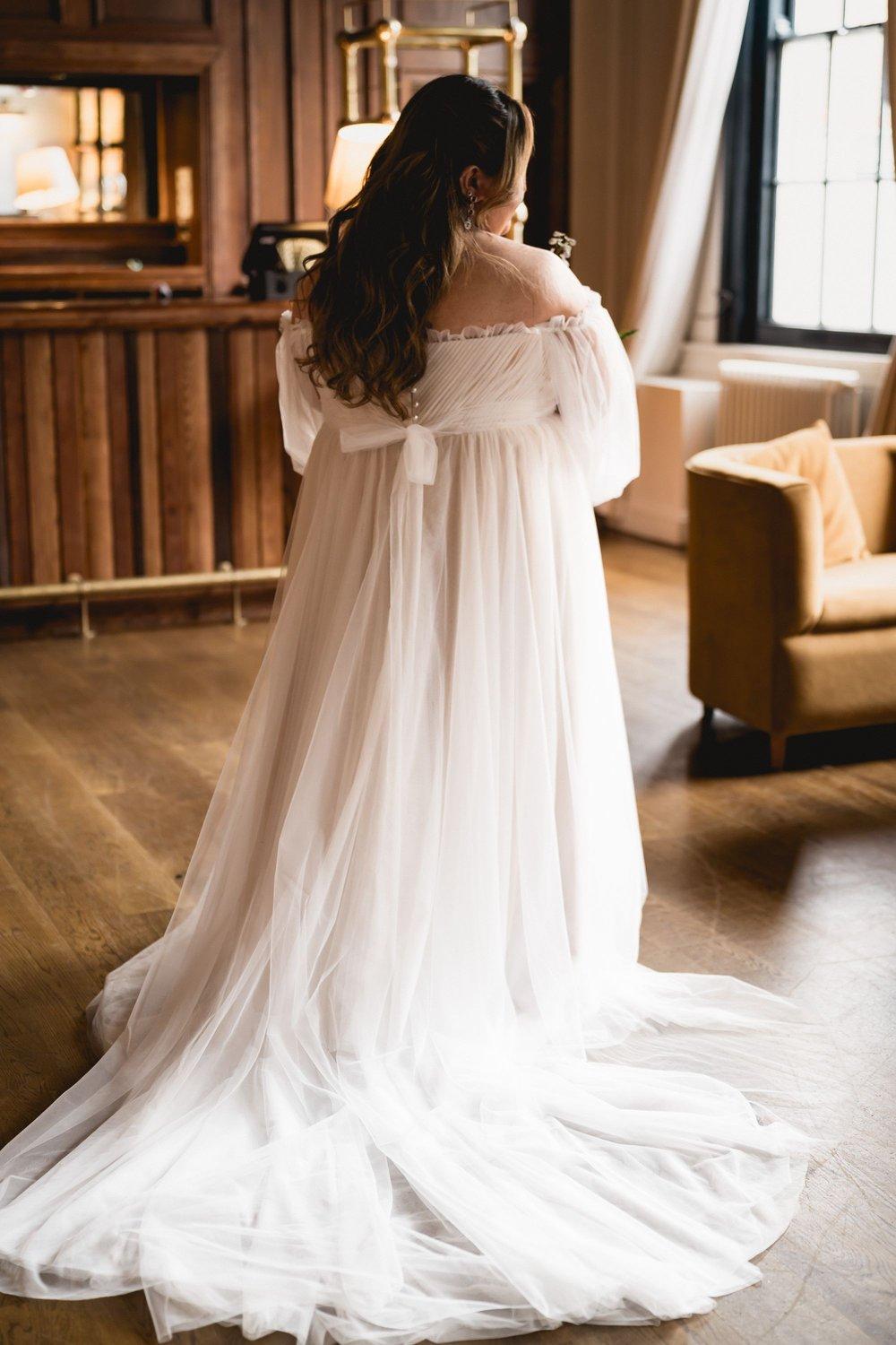 carousel-hero-element image-1