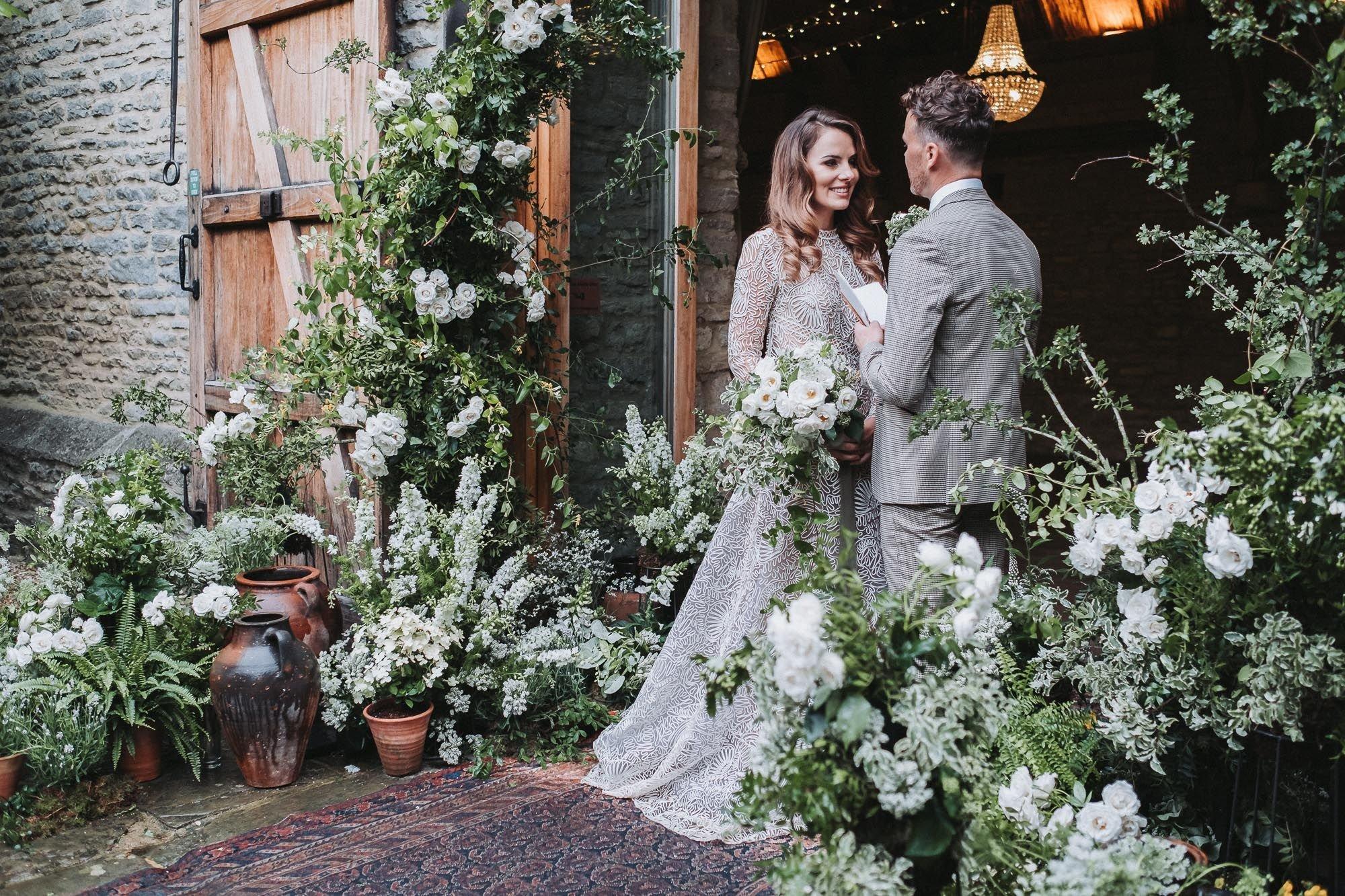 carousel-hero-element image-2